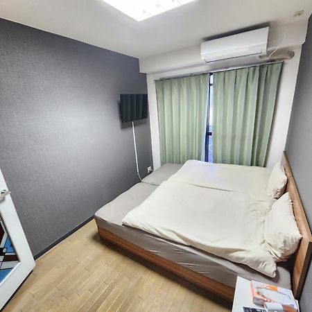난바역 도보5분 시내중심 Mori Apartment Oszaka Kültér fotó